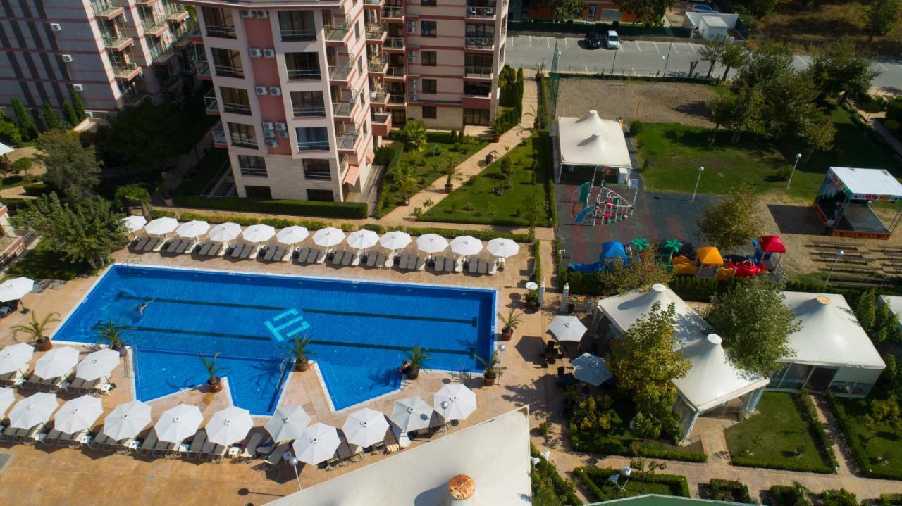 Tarsis Club & Aquapark - All Inclusive Sunny Beach Exterior photo